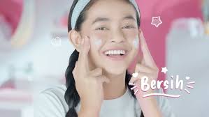 2 Langkah Auto Cerah dan Glowing: Bright Stuff Face Wash & Moisturizing  Cream