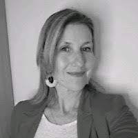 Christine Garneau's Instagram, Twitter & Facebook