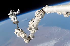 Il nostro astronauta spiega come si fa a restare attivi sulla stazione spaziale internazionale, tra cyclette, trazioni e addominali. Nasa Deep Food Space Challenge Dieta Per Astronauti Gambero Rosso