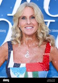 Elin hi-res stock photography and images