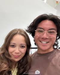 My name is Harry Liang and I'm from LA. I'm committed and majoring in  International Relations. In my free time, I like singing/playing/listening  to music (Mac Demarco, Don Toliver, indie, pop), working