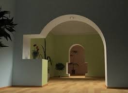 Konsistensi penggunaan lis hitam pada pagar pintu maupun jendela juga menjadi kunci utama dalam desain rumah minimalis 3 tingkat. Pintu Gerbang