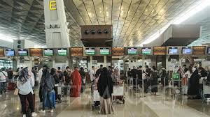 Ada perusahaan yang sedang membuka kesempatan lowongan kerja kerja bandara, mechanical electrical engineer, qc, freelancer dan banyak lagi melalui indeed.com. 4 Pencapaian Bandara Soekarno Hatta Di Skytrax World Airport Awards 2021 Bisnis Tempo Co