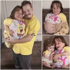 World's smallest mother gives birth to three children