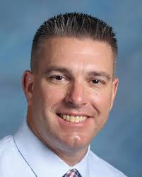 Steven Knecht's Instagram, Twitter & Facebook