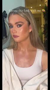 Lily Drummond's Instagram, Twitter & Facebook