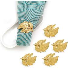 Les ronds de serviette a faire soi meme c'est simple,il faut juste vous approvisionner de ficelle,fruit, pomme de pin, papier, materiel a coudre ou boutons. Weiqiao Ronds De Serviette Dore Forme De Feuilles Anneaux Bague Porte Serviettes De Table Pour Mariage Banquet Restaurants 10pcs Cdiscount Maison
