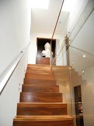 Kamu bisa menemukan penjual rumah tangga pilihan dari seluruh indonesia yang terdekat dari lokasi & wilayah kamu sekarang. Stair Contemporary Staircase San Francisco By Mark English Architects Aia Houzz