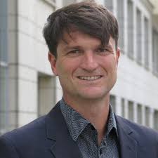 Anne Brüning (@AnneBruening)