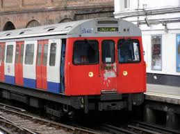 From december, the line will run to hammersmith in west london using tracks it shares with district, hammersmith & city and. Jigsaw Puzzle London Underground Circle Line Train C Stock At Farringdon 154 Pieces Jigidi