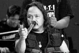Patriot proklamasi sedia berkorban untukmu. Pelesetan Garuda Pancasila Harry Roesli Mengubah Lirik Menjadi Kritik