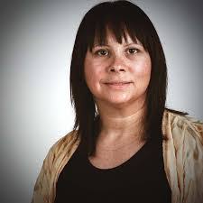 Karis Jackson's Instagram, Twitter & Facebook