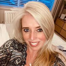 What time do cruise ships generally depart?