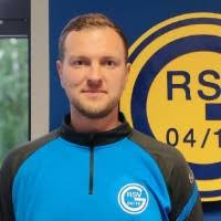 50+ "Daniel Kamp" profiles