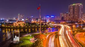 Trung tâm kiểm soát bệnh tật thành phố hồ chí minh đánh giá có nguy cơ mầm bệnh đã có trong cộng đồng, người dân cần nâng cao trong đêm 28 đến rạng sáng 29/5, ngành y tế thành phố hồ chí minh huy động tổng lực các đội lấy mẫu xét nghiệm từ nhiều bệnh viện khẩn trương lấy mẫu xét. áº£nh Ä'áº¹p Má»™t Goc Trung Tam Sai Gon Khi Man Ä'em Buong Vietnampropertyforum Vn