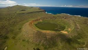 To its original inhabitants the island is known as rapa nui, and its population is predominantly of polynesian descent. Bringing The Trees Back To Easter Island Environment All Topics From Climate Change To Conservation Dw 08 04 2015