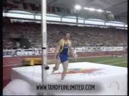 Mondo duplantis broke the outdoor pole vault world record with a vault of 6.15m (20 feet, 2 inches) at rome's diamond league event #nbcsports #mondoduplantis. World S Highest Pole Vault Sergey Bubka Wins Gold At The 1993 World Champs Youtube