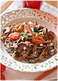 Tagliatelle Al Cacao Con Pomodorini Melanzane E Pancetta Cocoa Tagliatelle With Tomatoes Aubergine And Pancetta Crumpets Co