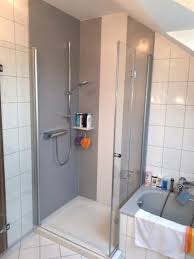 Wir bauen als erstes die alte badewanne oder die alte dusche ab. Badmobel Staudt
