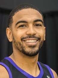 Gabriel Vincent's Instagram, Twitter & Facebook