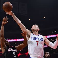 Jun 25, 2021 · the couple tied the knot in 2018, which makes her olivia harlan dekker. Sam Dekker Trade Clippers Sending Forward To Cavaliers Bucky S 5th Quarter