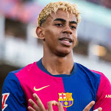 Uai ? Tendi nada kkkk Torcedor do Remo está orgulhoso com a volta do time  para a primeira divisão.