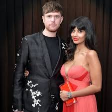 The same criticisms around appropriation have surrounded jamil's campaigning on body image when she herself is slim and conventionally beautiful. Jameela Jamil Wants You To Throw All Your Self Expectations Out The Window