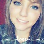 Stephanie Karpinski's Instagram, Twitter & Facebook