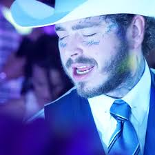 As of 2021, post malone's net worth is estimated to be roughly $30 million. Post Malone Vollkommen Ausser Kontrolle Seine Fans Machen Sich Sorgen Bunte De