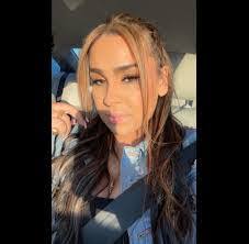 Krystal Mackenzie's Instagram, Twitter & Facebook