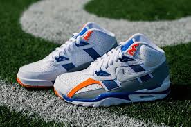 We did not find results for: Nike Air Trainer Sc High Reverse Auburn Buy Clothes Shoes Online