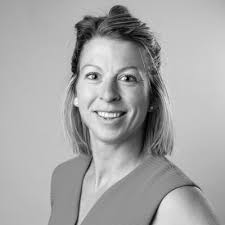 If you're curious about Health Coaching as a career, join me and Lyn Hatch  from the Health Coaches Academy next Monday 9th June at 12pm as we chat  about my journey from