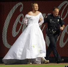 4fb60297db3838fa2fca3c8685f13564 Jpg 570 558 Funny Dresses Wedding Dresses Wedding Dress Men