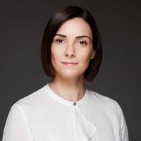 Roxanne Hurley's Instagram, Twitter & Facebook