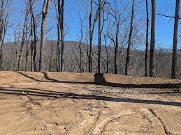 273 Balfour Dr, Harriman, TN 37748