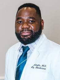 Brooke Bible's Instagram, Twitter & Facebook