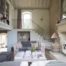 Aug 23, 2019 · centuries later, builders embraced the practical, economical cape cod shape for budget housing in suburbs across the united states. 7 Country Interior Design Styles Dengarden
