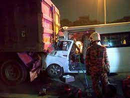 Earlier, i could recover during a match, but today i just could not. Badminton World Champ Kento Momota Injured In Malaysia Car Crash