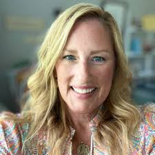 The keynote speaker for the event is Diana Elena Moran Thundercloud. She  earned a Master of Arts in Servant Leadership from Viterbo as well as  Principal, Director of Special Education and Pupil