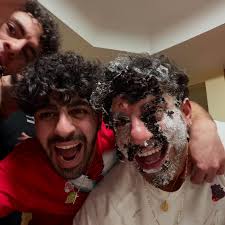 Merry Christmas!! 🎄 from my family to yours!