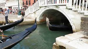 Idegenvezetőnk kíséretében megcsodálhatja trieszt, velence, murano és burano gyönyörű tájait. Velence Olaszorszag Venezia Italia Youtube