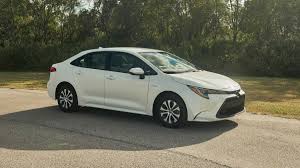 Toyota corroal width with and without mirrors. 2020 Toyota Corolla Sedan Pricing And Specs Caradvice