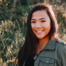 Mia Hackett (@MiaHackett17)