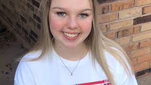 Abilene cheerleader Lacey Fields headed to Pearl Harbor parade