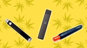 Underneath and inside the cartridge, you'll see there is a narrow opening down into the filling area. The Ultimate Guide To Choosing A Vape Pen For Cannabis Oil Cartridges