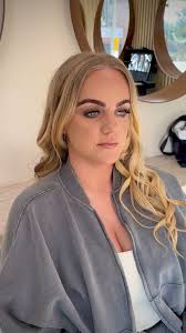 Beautiful bride! Thank you for sharing photo, you two look incredible  🤍🤍Thank you for trusting in me make up you and bridesmaid 🤍🤍 Sinéad Leanne  Draper