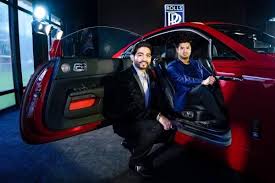 Siti nurhaliza lagu pilihan terbaik best. Karismatik Dan Menawan Ini 10 Potret Para Pangeran Siti Nurhaliza