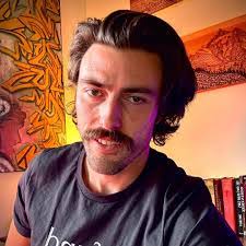 Damon Myers's Instagram, Twitter & Facebook