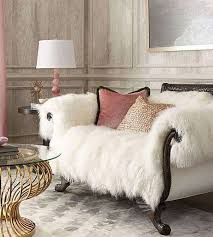 Tuylu Koltuk Ve Pembenin Uyumu Ev Icin Ic Tasarim Oturma Odasi Tasarimlari