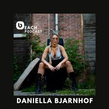 Beach Podcast Guest Mix by Daniella Bjarnhof – Kurt Kjergaard – Podcast –  Podtail